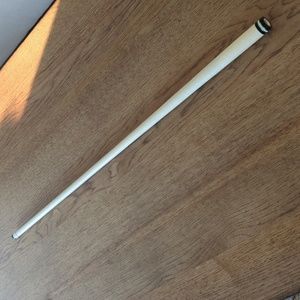 McDermott G core pool cue shaft